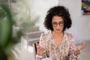 גליה נתן אפשטיין, הילינג, טיפול אנרגטי, ביואורגונומי, מטפל אנרגטי, טיפול אנרגטי מרחוק, איזון אנרגטי, עפעוף, אבחון